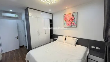 Cho thuê căn 2 phòng ngủ chung cư Thái Hà 43 PVĐ đồ Cơ bản 9.5tr/th hoặc Full đồ giá 11tr/th