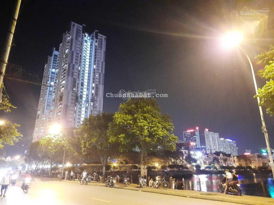 Duy nhất căn duplex thông tầng 337m2 có sân vườn view hồ Văn Quán cần bán gấp. Chi tiết phía dưới