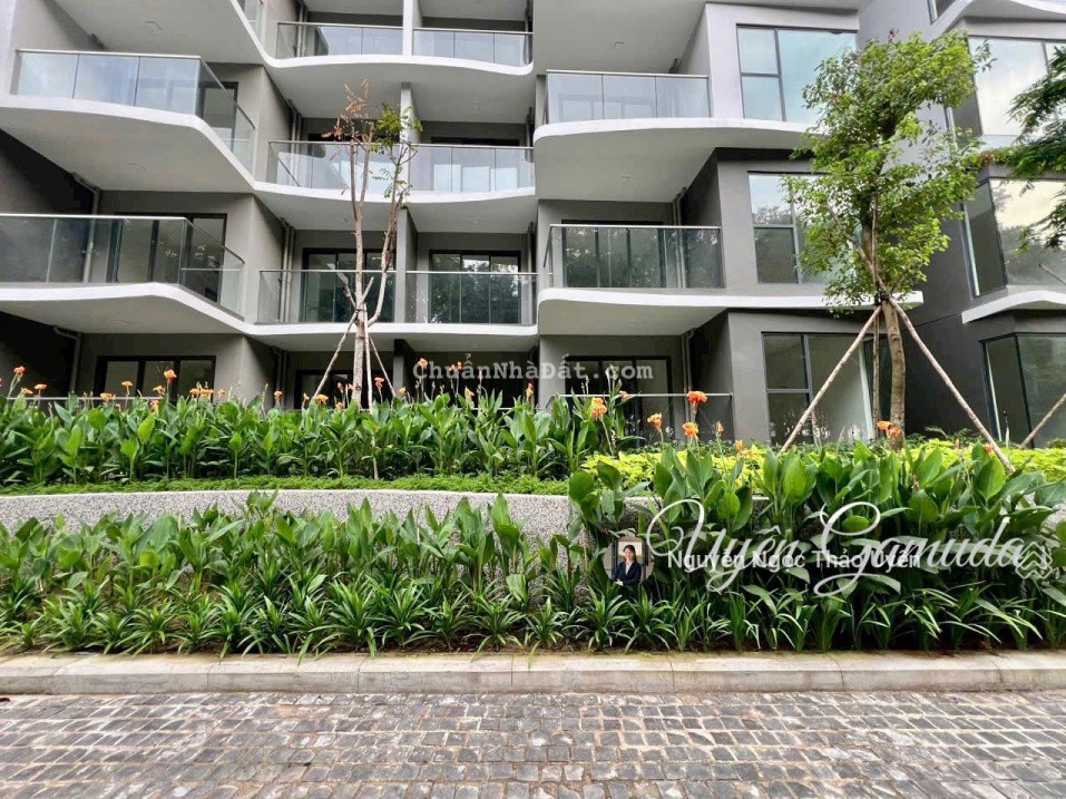 Căn sân vườn 3PN Centery giá CĐT (trả 36th) view công viên - 10tỷ5 (102%)