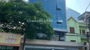 Cần cho thuê gấp nhà số 1 ngõ Đỗ Quang - Cầu Giấy. DT 72m2 x 5T. Giá 22 triệu