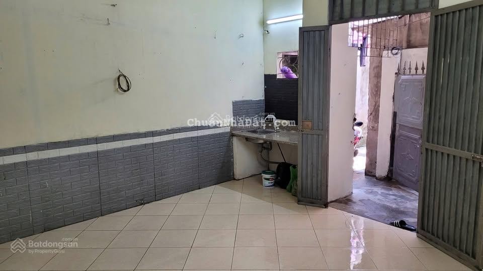 Cho thuê nhà nguyên căn ngõ 139 Tân Mai, Hoàng Mai