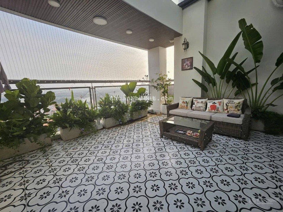 Bán căn Penthouse Him Lam riverside 4PN full nội thất - đã sổ