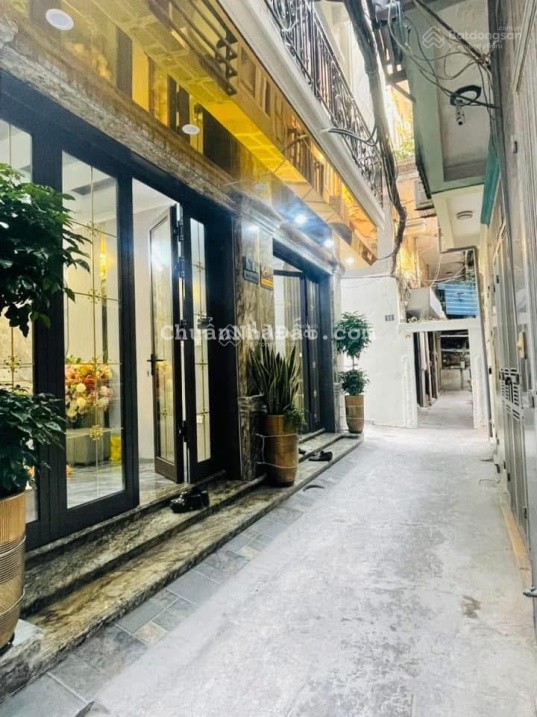 Thanh Nhàn- 35m- mới 5 Tầng- Thang Máy- cách ô tô 30m-sổ đẹp LH 0797 277 ***9