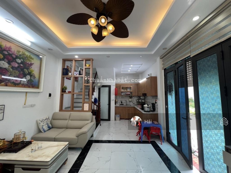 Bán nhà 5 tầng 35m2 Phúc Lợi, Lô góc hơn 5 tỷ, ở ngay full nội thất, oto đỗ cửa quay đầu ngõ thông