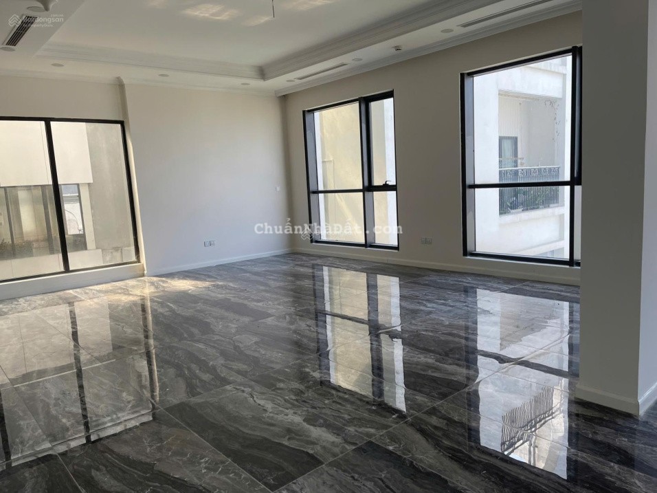 Cực hiếm giá tốt, bán penhouse sunshine riverside Tây Hồ, 210m, 4PN, sổ đỏ, view sông.LH 0965 666 ***