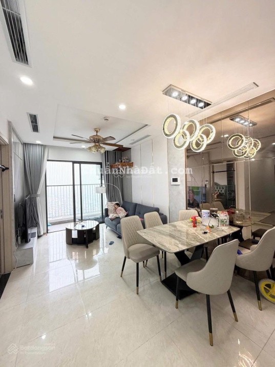 Chung cư Sunshine Dương Văn Bé 115m2, 3 ngủ, 2 vệ sinh, full nội thất