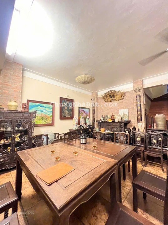 TRUNG TÂM QUẬN BA ĐÌNH - 30M RA MẶT PHỐ - SỔ ĐỎ CHÍNH CHỦ PHÁP LÝ CHUẨN CHỈNH (18t) HHT