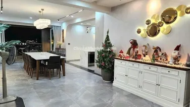 Cần tiền bán gấp căn hộ sân vườn panorama, 167m, 3pn, 2wc, giá 18 tỷ. 0919 243 ***