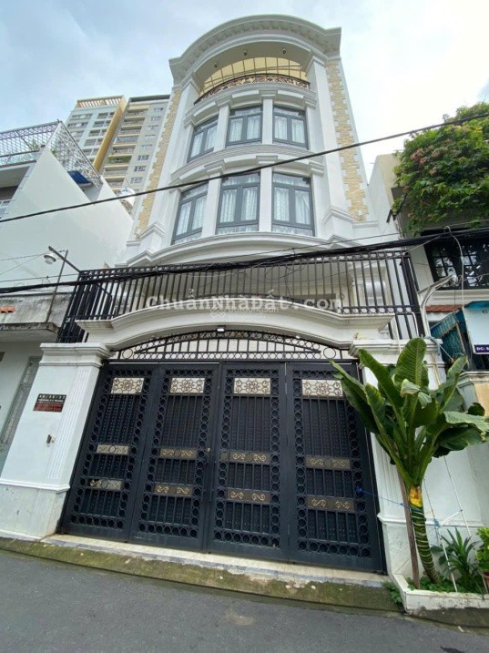 Bán nhà hẻm vip Phổ Quang, phường 2, quận Tân Bình 7,5x20m, 5 tầng thang máy, hiện đại giá 23,5 tỷ