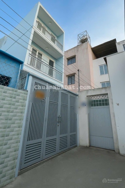 Nhà đẹp 3 tầng - 4 phòng ngủ khép kín - sát mặt tiền Lê Hoàng Phái - ngay Lotte Gò Vấp