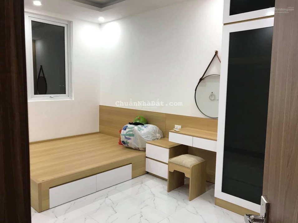 Chủ nhà cần bán gấp căn hộ 82m2 nội thất đẹp sổ chính chủ