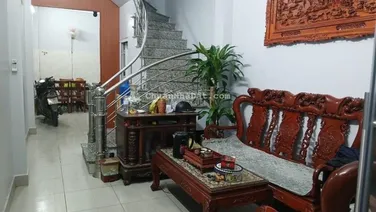 Nhà Cầu Diễn gần trường Đại Học Công Nghiệp, 35m2 x 4 tầng 4,2 tỷ