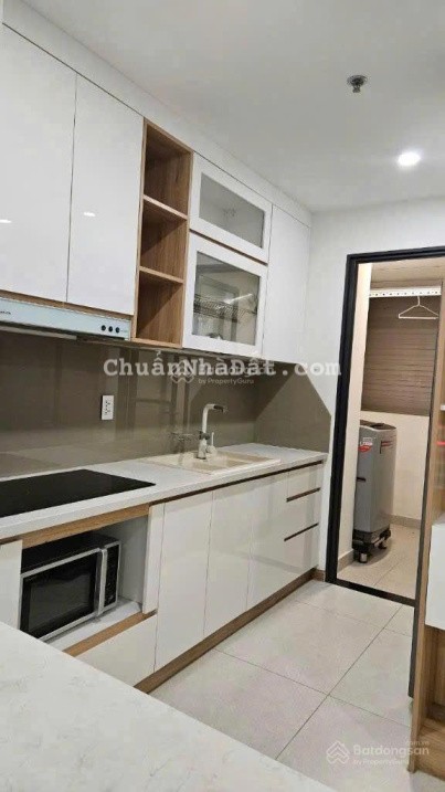 Bán căn góc 3pn giá tốt, view đẹp New City Thủ Thiêm Q2. Rộng 101m2 full nội thất. LH 0777 066 ***