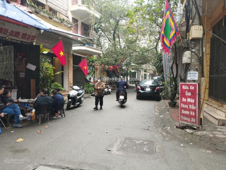 Bán nhà lô góc phố Kim Ngưu ô tô tránh DT 36m2 x 5 tầng, mặt tiền 5m giá 10.5 tỷ