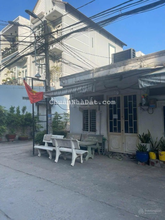 Bán nhà 3 mặt tiền đường Bùi Tư Toàn, phường An Lạc, quận Bình Tân - đang có 3 phòng trọ kinh doanh