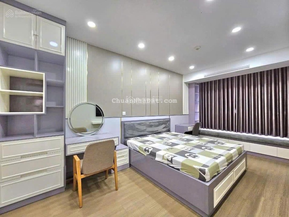 Cho thuê căn hộ chung cư Đức Khải Quận 7