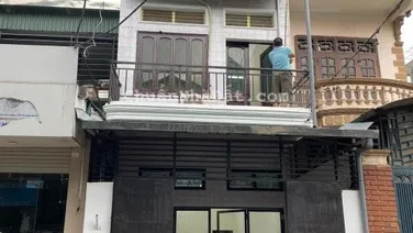 Cho thuê nhà 90m2 x 3 tầng tại ngõ 332 đường Ngô Gia Tự, quận Long Biên, Hà Nội