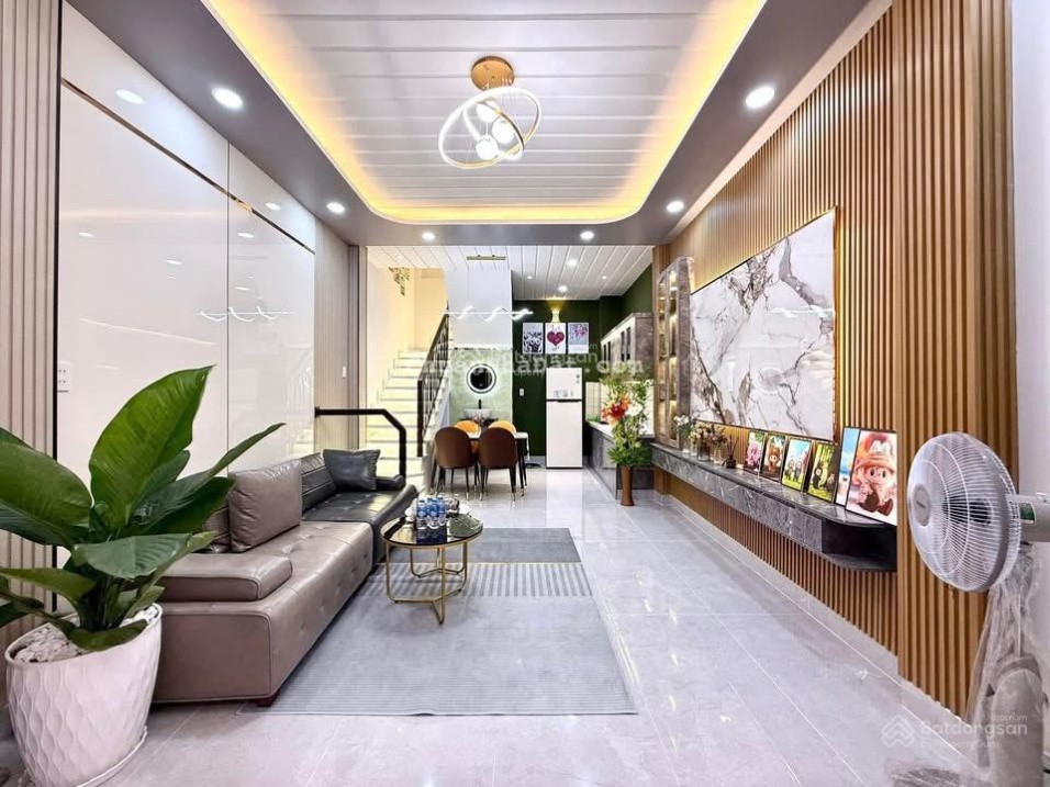 Bán nhà riêng giá 2tỷ480/ 48m2 3PN + 4WC tại Trần Kế Xương, P. 2, Q. Phú Nhuận, SHR chính chủ