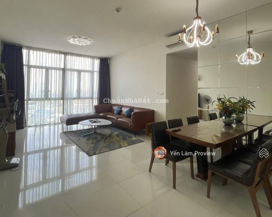 Bán căn hộ The Vista An Phú tầng trung tháp T2 với 3 phòng ngủ view xa lộ Hà Nội