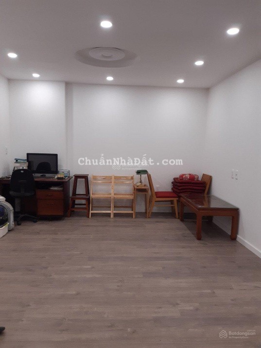 Chính chủ cho thuê căn hộ 2PN tại Green Stars chỉ 10tr ,nhận nhà ở ngay