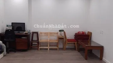 Chính chủ cho thuê căn hộ 2PN tại Green Stars chỉ 10tr ,nhận nhà ở ngay