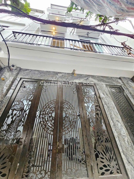 Lê Thanh Nghị, Hai Bà Trưng, ô tô, 32/61m2, giá chỉ 7.5 tỷ, sổ đỏ siêu đẹp