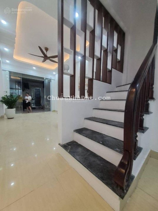 NHÀ ĐẸP FULL NỘI THẤT Ở LUÔN - 32M, 6TẦNG NHĨNH 5 TỸ