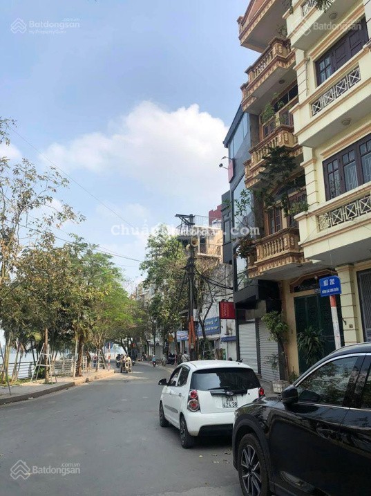 Em có căn nhà cạnh Hồ Tây xin được giới thiệu tới anh chị! Mặt ngõ 282 Lạc Long Quân - 60m2 5 tầng