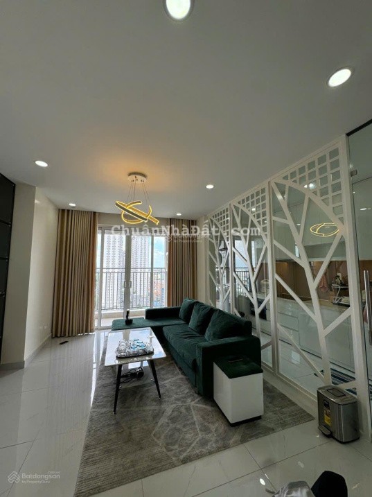 Căn hộ Sunrise City View 3PN full nội thất giá 25 triệu/tháng