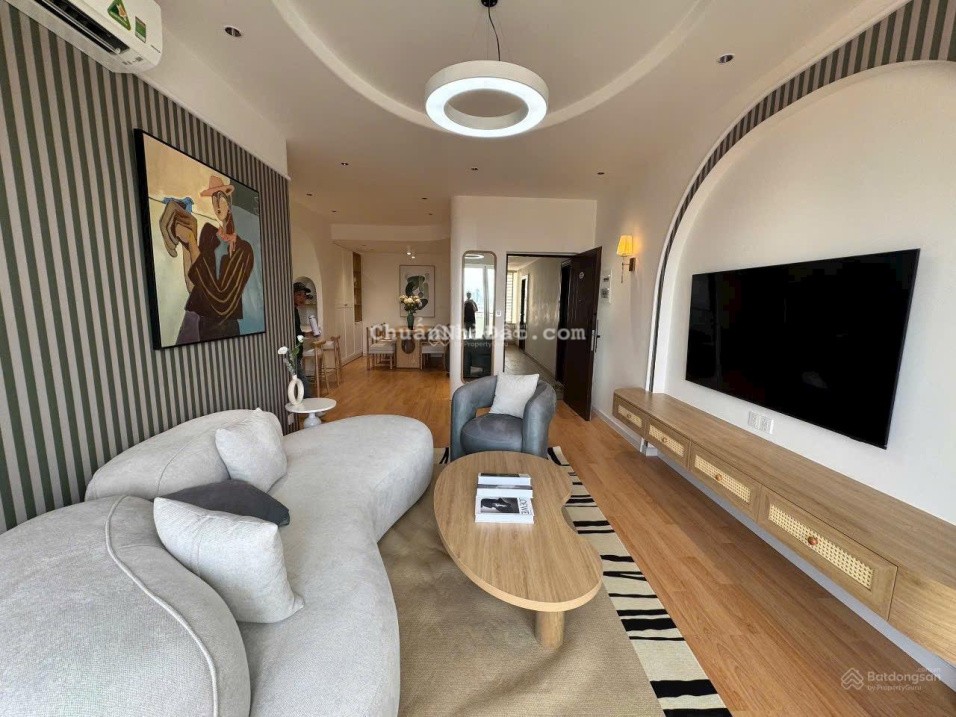 Cho thuê căn hộ Hưng Phúc, 2PN, căn góc, full nội thất cao cấp, giá 20tr/th, 0777 928 *** Mr. Đức Huy