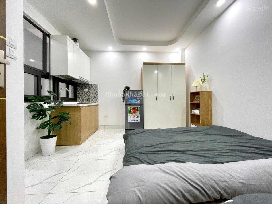 Bán CHDV cc mini, trung tâm Cầu Giấy, 45m2, 7 tầng, 12 phòng, DT 60tr/th, ngõ thông 3 gác