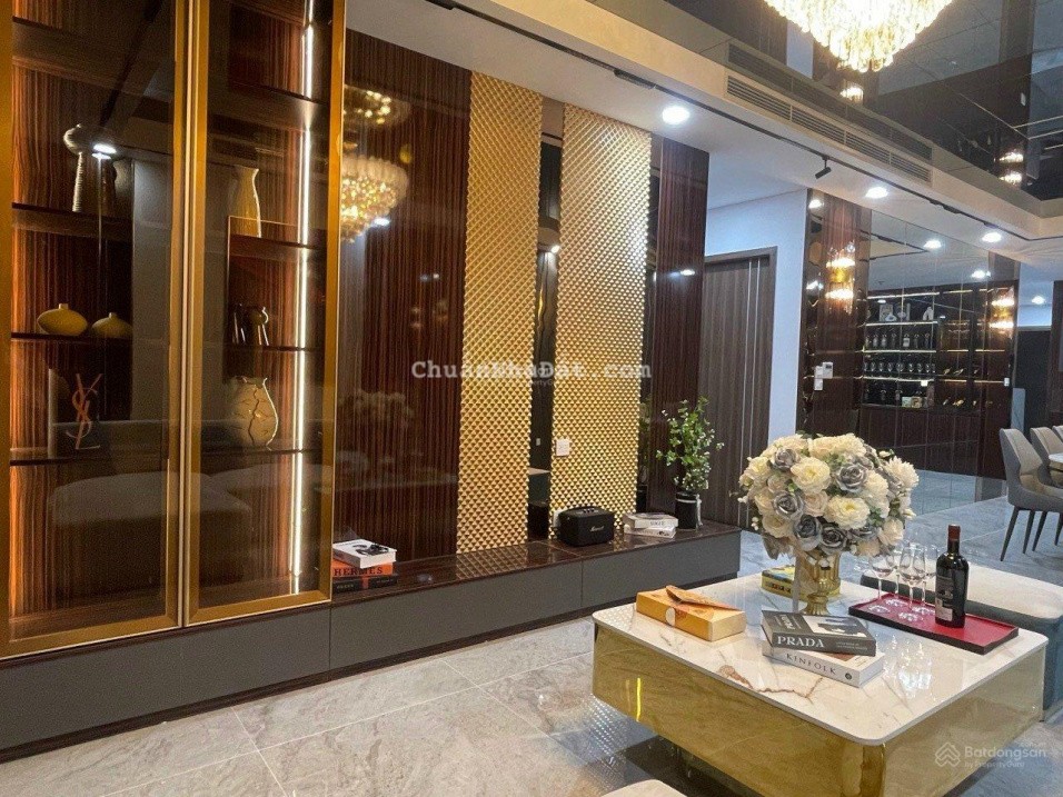 Chính chủ gửi bán căn góc 114m2 3 ngủ 2 vệ sinh Capital Elite ban công Đông Nam LH: 0971 396 ***