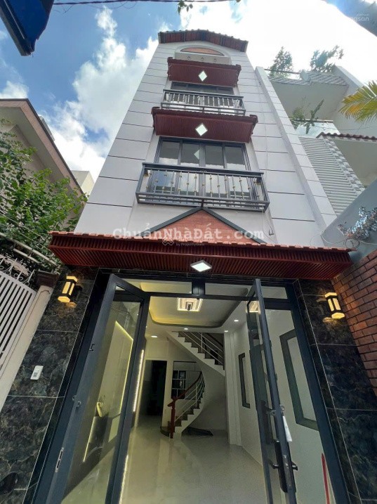 8,9 tỷ - Nhà mới tinh- 4 tầng đúc BTCT- hẻm 3,5m, 175/30 Nguyễn Biểu P2 Q5