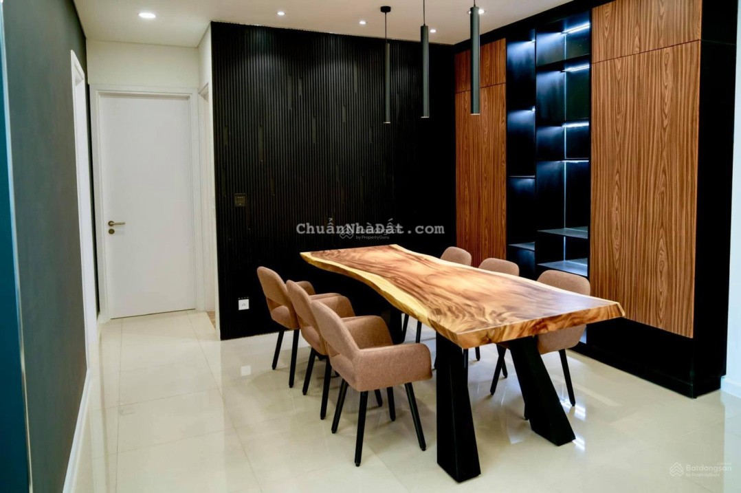 Cho thuê căn hộ 2PN, 2WC, 103m2 tại Estella Heights, giá tốt 28,8 triệu/tháng, LH 0919 869 ***