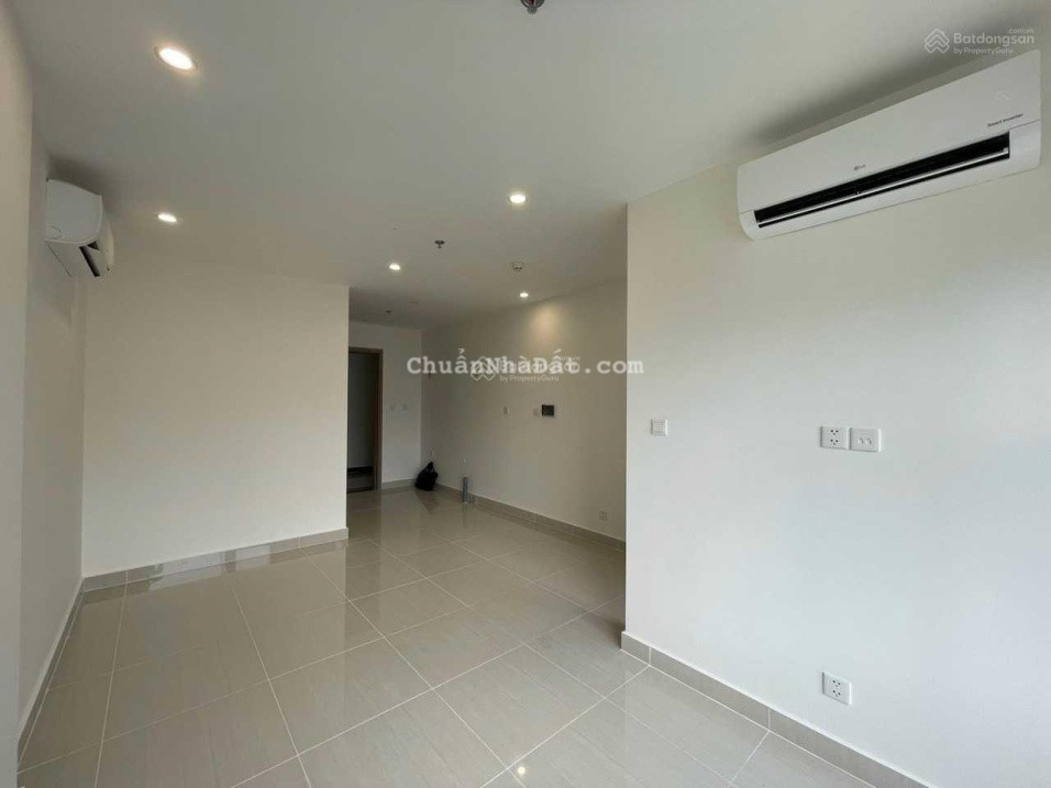 Căn hộ 4tr5 Studio Vinhomes Quận 9 cần cho thuê trống