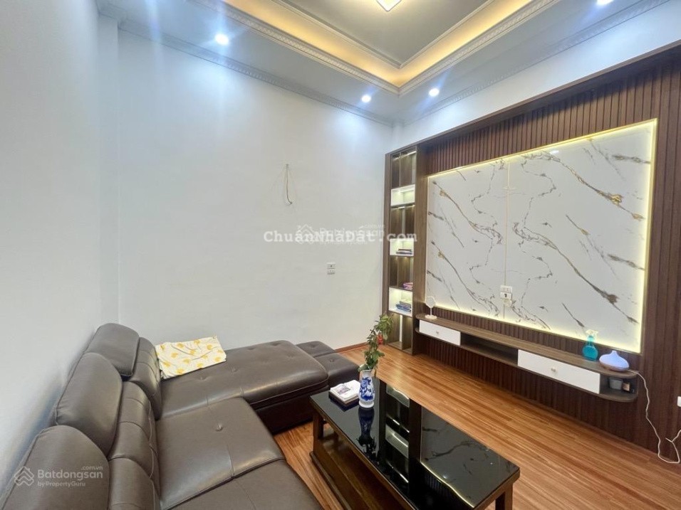 SIÊU PHẨM 3 CĂN NHÀ MỚI KOONG TỨ HIỆP NHÀ 5 TẦNG MỚI CỔ ĐIỂN THANH TRÌ