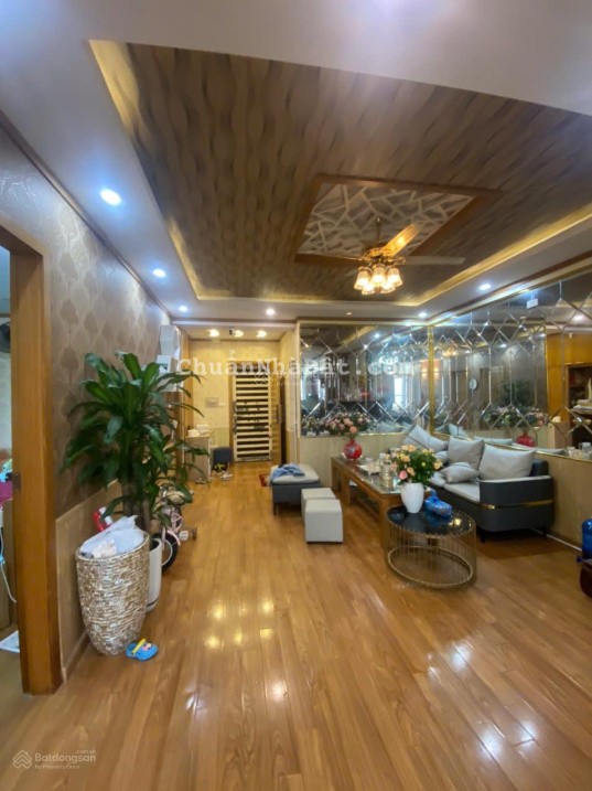 Bán nhà căn góc 3 mặt thoáng KĐT Nam Trung Yên 70m² giá bán: 4.75 tỷ (có thương lượng nhẹ với khách