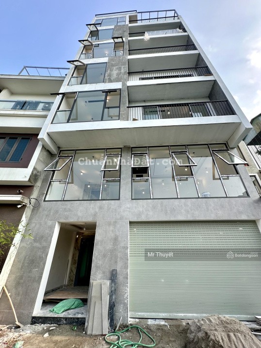 Cực phẩm - Ngọc Thụy - Long Biên gần phố 8 tầng - 60m2, thang máy gara ô tô view hồ kinh doanh đỉnh