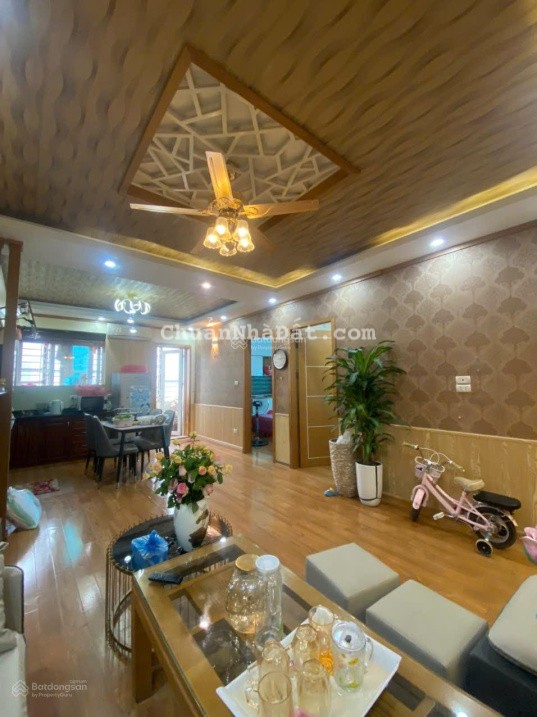 Bán nhà căn góc 3 mặt thoáng Sổ đỏ chính chủ view đẹp đầy đủ nội thất gắn tường