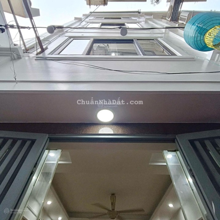 BÁN GẤP ! PHỐ THÁI HÀ . ĐỐNG ĐA . DT 46M x 4 TẦNG , NHÀ ĐẸP . NGÕ THÔNG . 5M Ô TÔ TRÁNH . NHỈNH 13