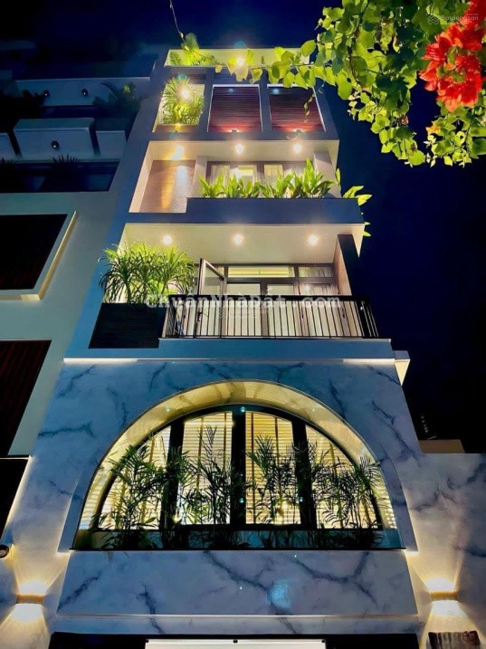 Cực hiếm! Chính chủ hạ giá bán gấp nhà 64,7m2 Võ Văn Tần, P5, Q3. Xây 4 tầng, giá 3 tỷ390tr