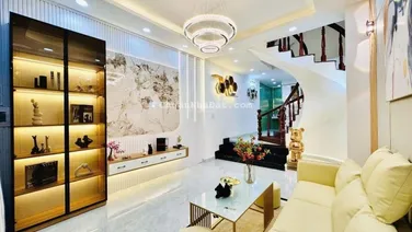 Chú Nam kẹt tiền cần bán gấp căn HXH Nhiêu Tứ, Phú Nhuận giá 3tỷ150/ 48,8m2. Ngang 4,1m. Sổ cầm tay