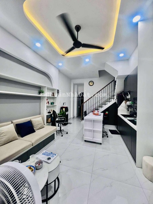 HẺM XE HƠI, TÂN PHÚ-THỦ ĐỨC, 1 TRỆT 2 LẦU, 3PN, 55M2 GIÁ 5,5 TỶ CÒN THƯƠNG LƯỢNG