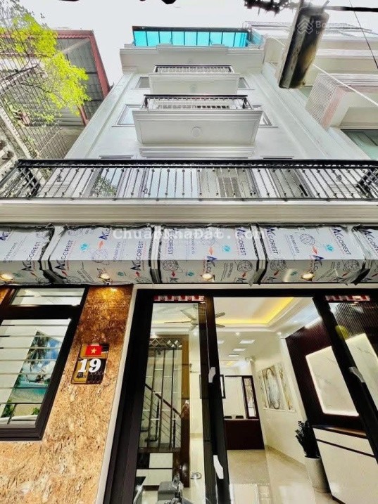 Siêu phẩm Tam Trinh có 102 nhà đẹp mới rẻ - 12,8tỷ diện tích 68m2 x5 tầng, mặt tiền 6m