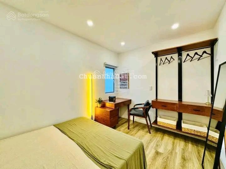 Kẹt tiền bán gấp nhà Chu Mạnh Trinh, Bình Thạnh. Giá 3,4 tỷ, DT 56m2, LH Như 0766 372 ***, hẻm 5m