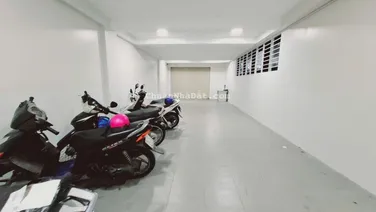 Cho thuê tòa nhà 5 tầng có thang máy, ngang 6m, khu Phổ Quang, Quận Phú Nhuận, giá chỉ 50 triệu