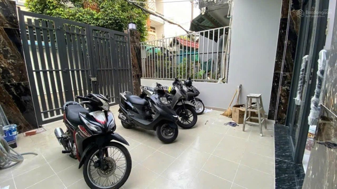 Bán nhà ngay Cao Lỗ Quận 8, đường 8m, 5x23, 4 tầng, nở hậu, sân thượng, nhỉnh 12 tỉ