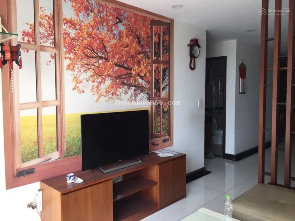 Bán gấp căn hộ Giai Việt 2PN 2WC 78m2 có sổ hồng. View đẹp thoáng mát. Vị trí đắc địa cận trung tâm