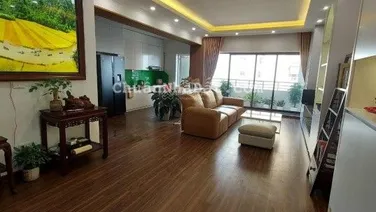 Bán căn hộ phố Khúc Thừa Dụ, view công viên Cầu Giấy 85m2, 03 phòng ngủ giá 6.5 tỷ