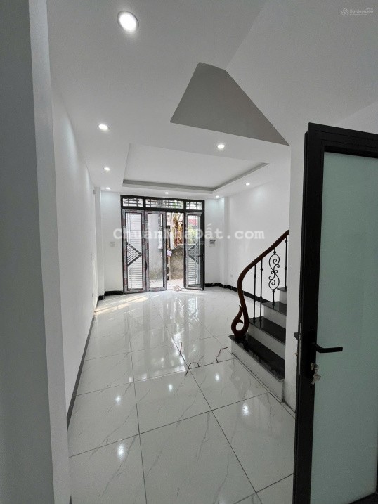 Bán Nhà cách cầu Bích Hoà 200m ô tô lùi cửa nhà dân xây mới 4T x 32m2 giá chỉ 3.15 tỷ